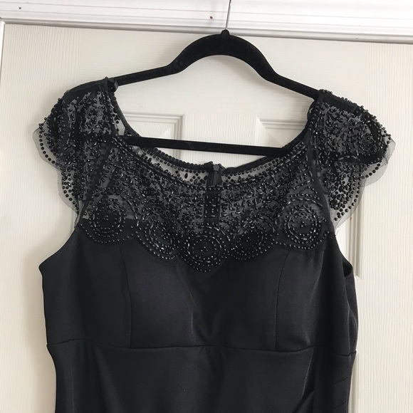 BLACK DRESS - Picture 3 of 6